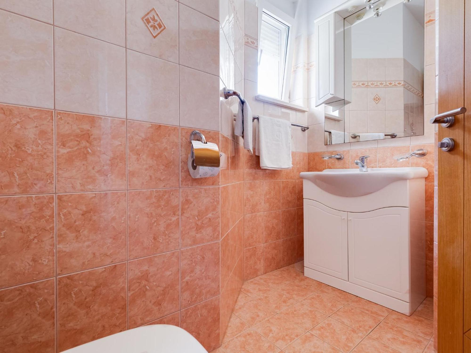 Apartment Daria-1 Anic Bagian luar foto